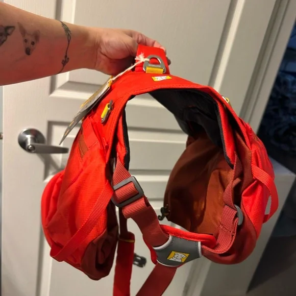 Dog Backpack - Red - Picture 5 of 7